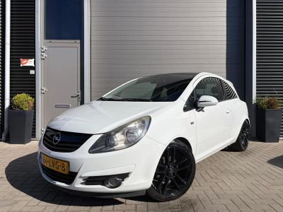 Opel Corsa 1.4-16v color edition/prachtige auto/lichtmetaal/multimedia/nap/airco/