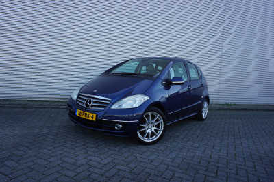 Mercedes-Benz A-Klasse 160 business class elegance automaat - airco / cruise / bt / parkeers. / lm velgen / nap