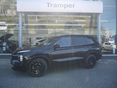 Mitsubishi Outlander 2.4 phev 306pk black edition