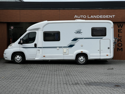 Weinsberg Onbekend r49 x250/2 | camera | groot bed | radio | luifel