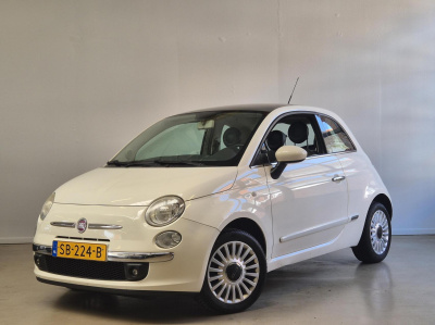 Fiat 500 1.2 lounge / nieuwe distriebutieriem / nieuwe apk