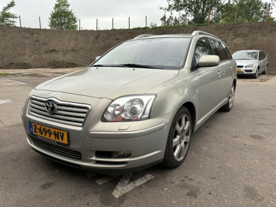 Toyota Avensis wagon 2.4 vvti executive