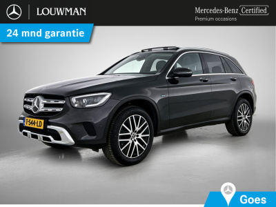 Mercedes-Benz Glc 300e 4matic | panoramadak | trekhaal | alarm systeem | inclusief 24 maanden mercedes-benz certified garantie voor europa.