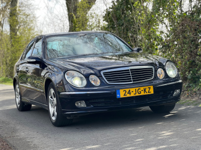 Mercedes-Benz E-Klasse 240 avantgarde