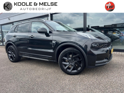 Lynk & Co 01 1.5 261pk phev , black edition , panoramadak , adaptive cc , carplay ,