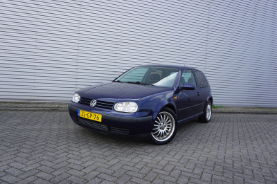 Volkswagen Golf 1.6