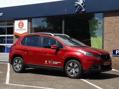Peugeot 2008 blue lion 1.2 puretech-110pk navigatie | cruise control | airco | parkeersensoren | panoramadak | bluetooth | lm-velgen 16inch