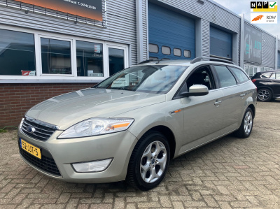Ford Mondeo wagon 2.3-16v ghia