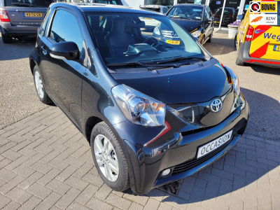 Toyota Iq 1.0 vvti aspiration bronze automaat