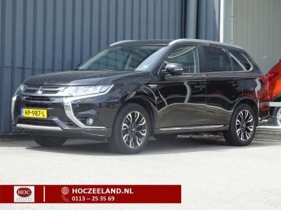 Mitsubishi Outlander 2.0 phev instyle+ schuif-/kanteldak | stoel-/stuurverwarming | trekhaak | camera
