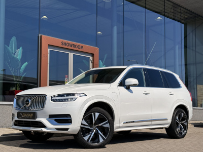 Volvo XC90 2.0 t8 recharge awd core bright | 7.p | harman / kardon | leder | elektrische trekhaak |achteruitrijcamera | stoelverwarming v+a |