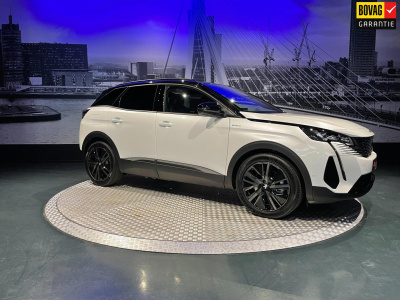 Peugeot 3008 1.6 hybrid 225 gt *pano*leder*blackpack*memory*