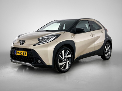 Toyota Aygo x 1.0 vvt-i s-cvt envy automaat | navigatie | jbl soundsystem | draadloos opladen | climate control | apple carplay/android auto |