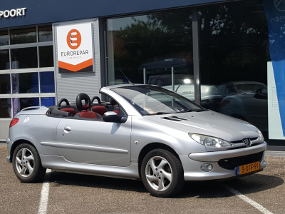 Peugeot 206 1.6 16v 5d cabriodak | radio | lederen bekleding | airco | stoelverwarming | lm-velgen | meeneemprijs!