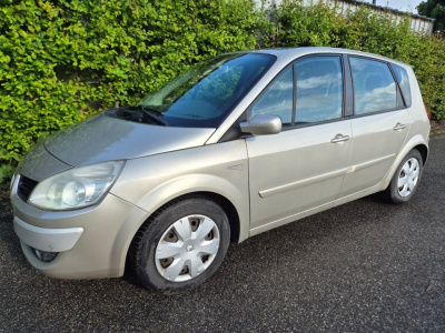 Renault Scenic 2.0 16v mpv