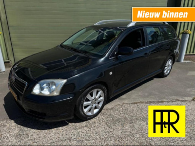 Toyota Avensis 1.8 vvti linea luna