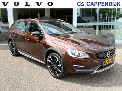 Volvo V60 cross country t5 245pk summum| opendak| trekhaak| adap.cruise| camera| leder