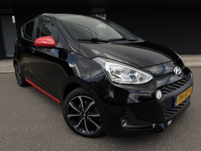 Hyundai I 10 1.0i go! - carplay - android auto - sportieve uitvoering -