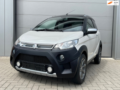 Aixam Crossline brommobiel premium weinig km