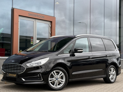 Ford Galaxy 1.5 titanium 7 persoons | stoel/stuur verwarming | sfeerverlichting | cruise | apple carplay | achteruitrijcamera |