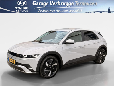 Hyundai Ioniq 5 long range pure edition 84 kwh | direct leverbaar | leder/stof |