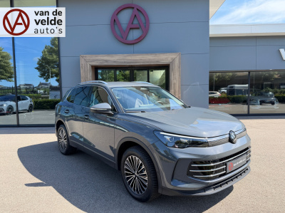 Volkswagen Tiguan 1.5 ehybrid elegance 204pk | trekhaak | all-season | dode hoek | elek. klep | incl. verlengde garantie