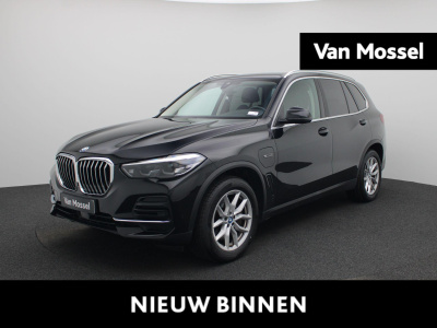 BMW X5 xdrive45e high executive | automaat | lmv | leder | trekhaak | sfeer verlichting | luchtvering | memory seats | virtual cockpit | navigatie | stoel verwarming | dab | camera | adaptive cruise | climate control