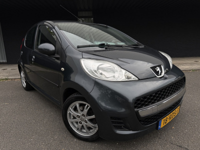 Peugeot 107 1.0-12v xs - airco -