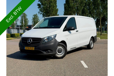 Mercedes-Benz Vito 114 cdi lang 2.0 rwd i trekhaak i automaat i distronic i stoelverwarming i camera i audi mb 40 i alarm klasse 3 i dab i airco l regensensor l tweezitsbank l i houten vloer i deuren 180 gr  te openen l
