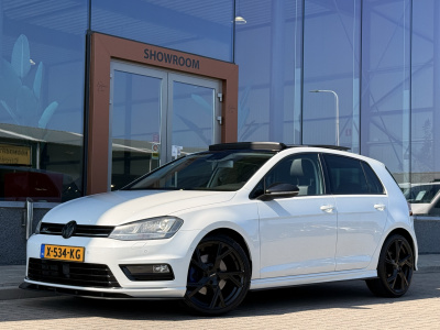 Volkswagen Golf 1.4 tsi act highline r-line | abt sportline | leder | parkeersensoren | bluetooth |