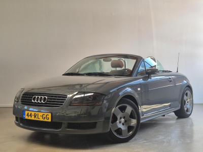 Audi TT roadster 1.8 5v turbo quattro / liefhebbersauto / baseball stiksels