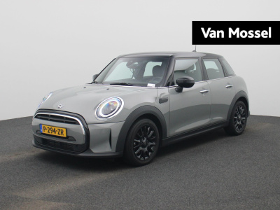 Mini 5-deurs 1.5 cooper business edition | automaat | navigatie | stoel verwarming | sfeer verlichting | virtual cockpit | half leder | climate control | parkeer sensoren | dab | lichtmetalen velgen| union jack achterlichten