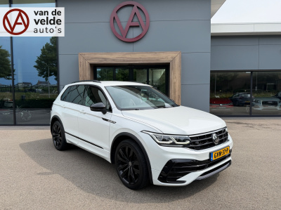 Volkswagen Tiguan 1.5 tsi 150pk dsg r-line | trekhaak | camera | carplay | 20 inch | elek. achterklep | rijklaar incl. garantie