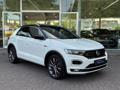 Volkswagen T-roc 1.5 tsi 150pk 7-dsg t-roc sport r-line|panodak|dode hoek| trekhaak| rijklaarprijs incl garantie