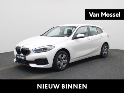 BMW 1 Serie 118i executive | navigatie | climate control | parkeer sensoren | lmv | bluetooth | virtual cockpit | cruise control | apple carplay