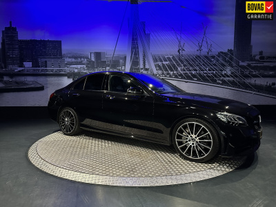 Mercedes-Benz C-Klasse 300 amg performance night *burmester*memory*360 camera*
