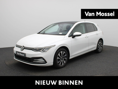 Volkswagen Golf 1.0 etsi life | automaat | panorama dak | virtual cockpit | parkeer sensoren  | stoel/stuur verwarming | navigatie | apple carplay / android auto | sfeerverlichting | lichtmetalen velgen |