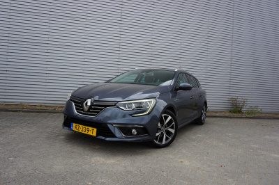 Renault Megane 1.2 tce bose climate / navi / cruise / sfeerverl. / massage / camera / trekhaak / lm velgen / nap