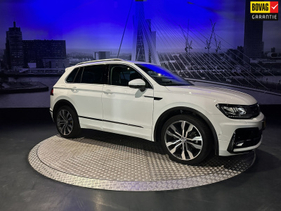 Volkswagen Tiguan 2.0 tsi 4motion highline business r *360camera*appconnect*