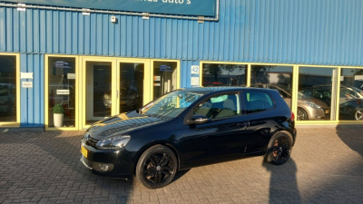 Volkswagen Golf 1,6 16v trendline