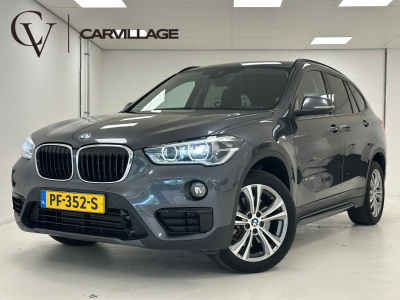 BMW X1 sdrive20i sport line | trekhaak | head-up-display | stoelverwarming |