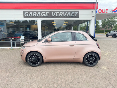 Fiat 500 C la prima 42 kwh