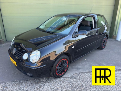 Volkswagen Polo 1.4 - 16v sportline
