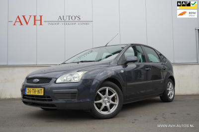 Ford Focus 1.6-16v trend automaat