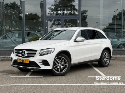 Mercedes-Benz Glc 250 4matic amg line i camera i stoelverwarming i lederen bekleding i tempomaat i navigatie i airco i i led i getinte ruiten i