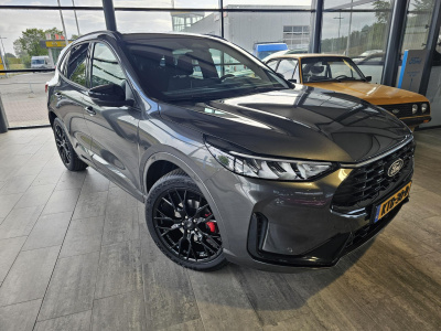 Ford Kuga 2.5 phev st-line x