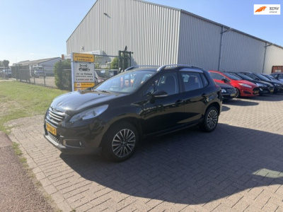 Peugeot 2008 1.2 puretech urban cross