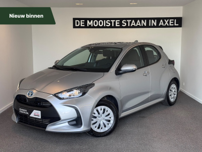 Toyota Yaris 1.5 hybrid 115 active