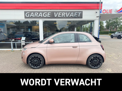 Fiat 500 C la prima 42 kwh