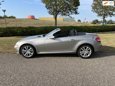 Mercedes-Benz SLK 200 k.